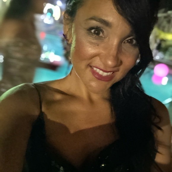 Meet your Posher, Kassie - Picture 4 of 4